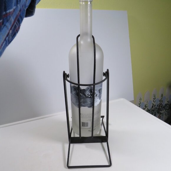 Grey Goose Vodka 1.75 Liter Bottle + Rare Display Stand Dispenser - Picture 3 of 15